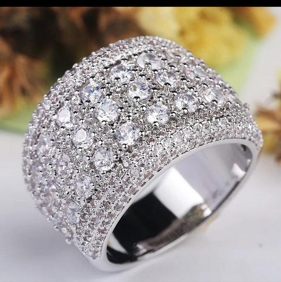 L A Jewelry - NEW Silver Round Simulate Diamond Pave Wide Band Ring
